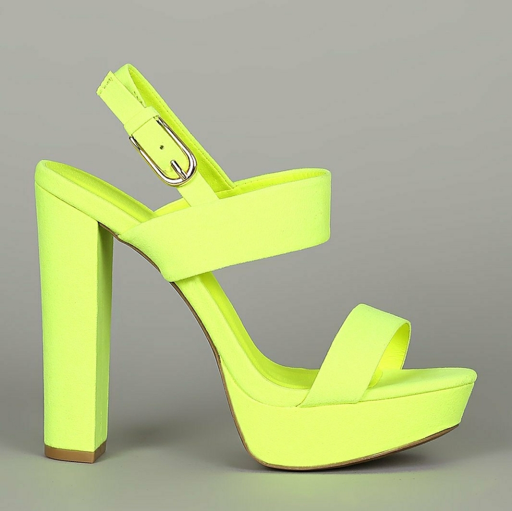 💚 Neon lime neon green platform heels 💚